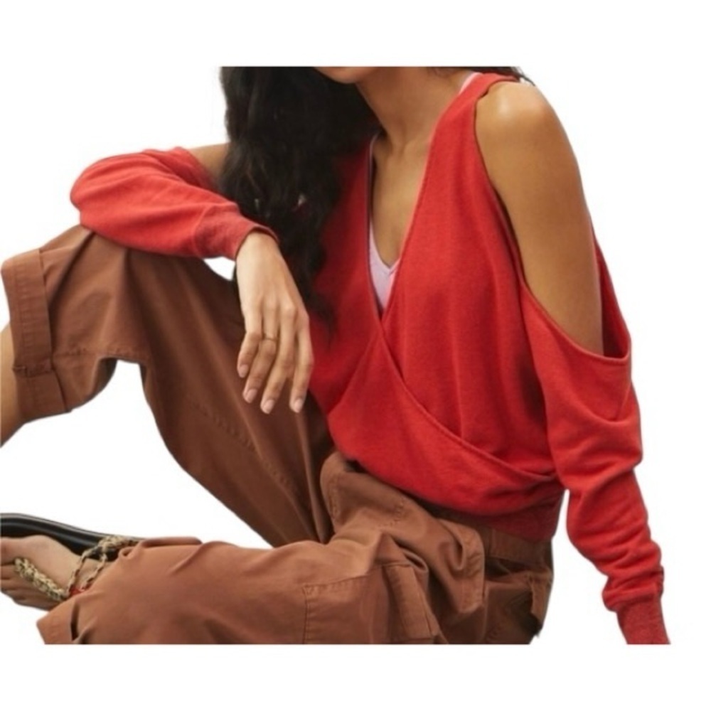 N:PHILANTHROPY Ventura Cold Shoulder Sweatshirt in Marled Red
